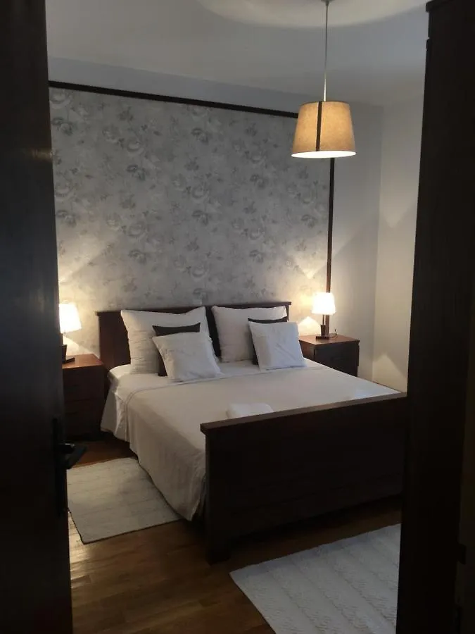 Mundanije Apartment In Palit With Sea View, Balcony, Wifi